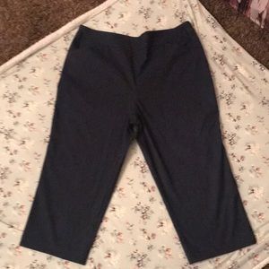 Women’s capris